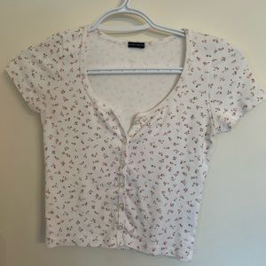 BRANDY MELVILLE FLOWER CROP TOP